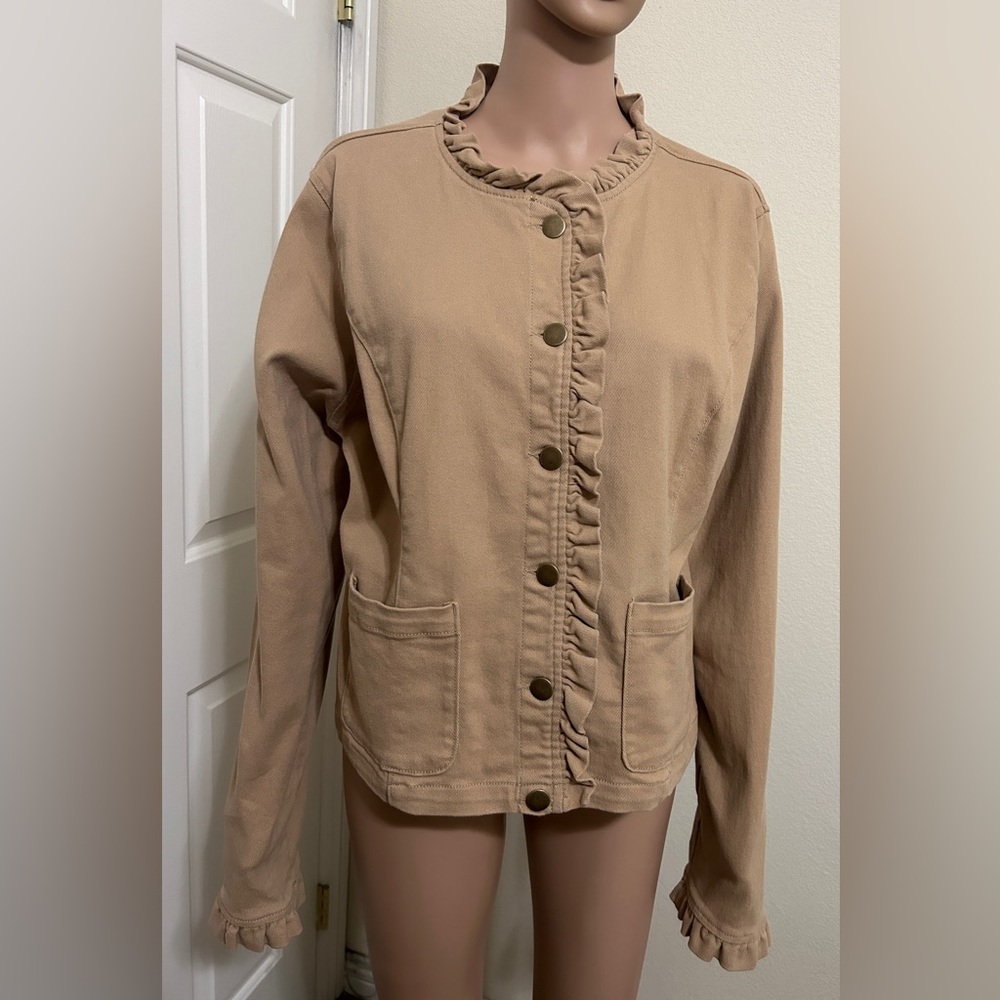 Draper James Women's Ruffle-Trim Button Front Denin Jacket - Tan. Size XL.